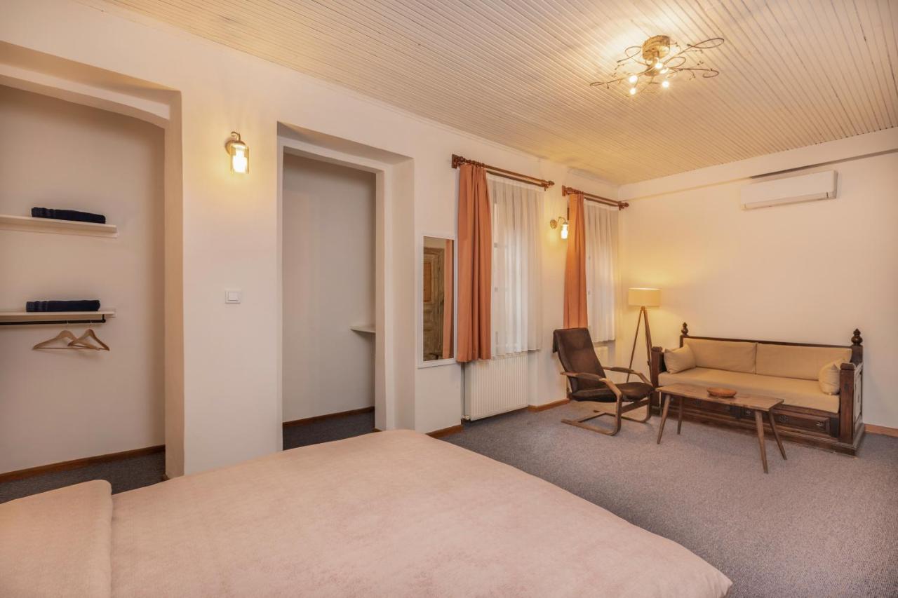 9 Pera Apartment Istanbul Exterior photo